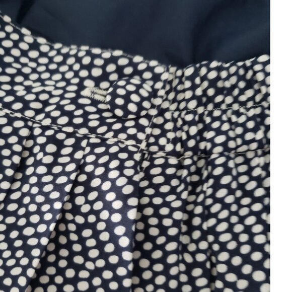 Vintage Stylist Pleated Navy and White Polka dot skirt with pockets - Picture 6 of 11
